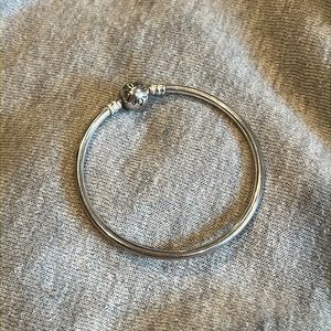 Sterling Silver Pandora Moments Bangle Bracelet 7.5 inches
